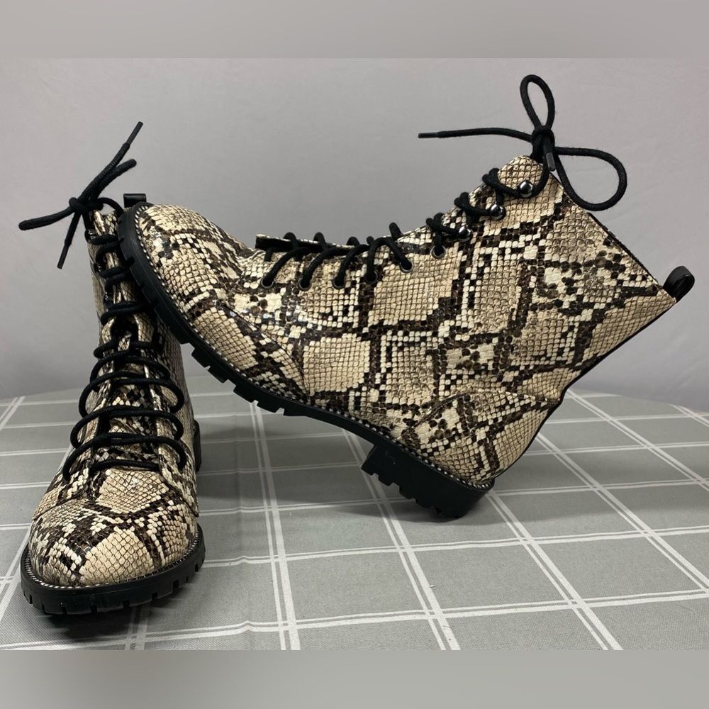 Express Snakeskin Print Combat Boot Side Zip Rhinestone Accents Womens Size 9